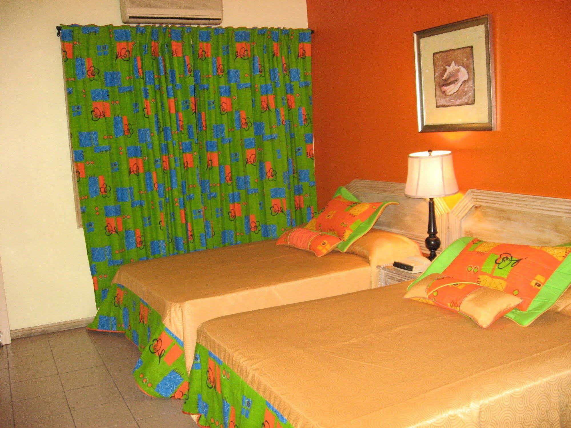 Enchanted Waters Tobago Buccoo ภายนอก รูปภาพ